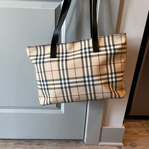 Vintage authentic Haymarket Burberry